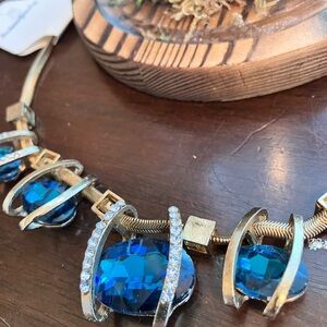 Elegant Blue and Gold Necklace